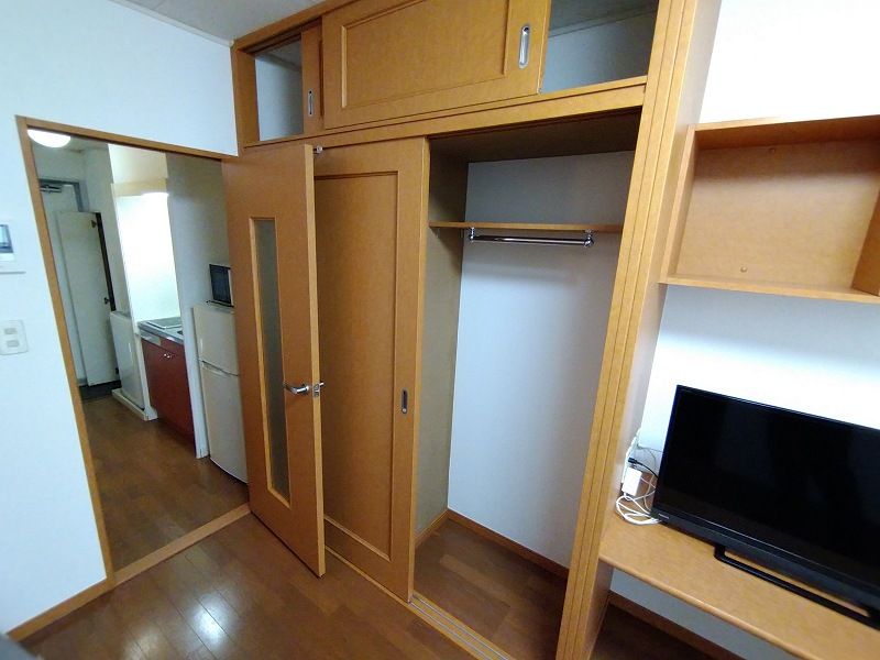 レオパレス駒場東大前 収納