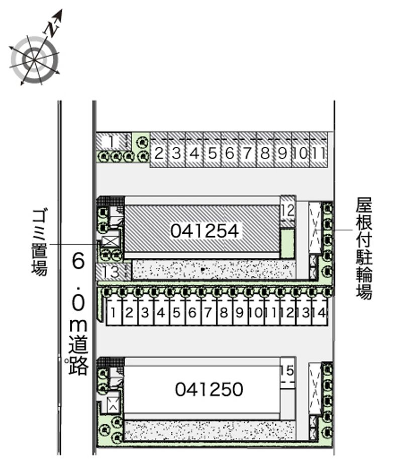 レオパレスカモミールＢ 駐車場