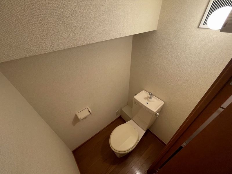 レオパレスフォーチュン トイレ