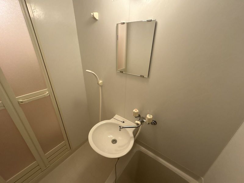 leopalace Aiai Bồn rửa mặt