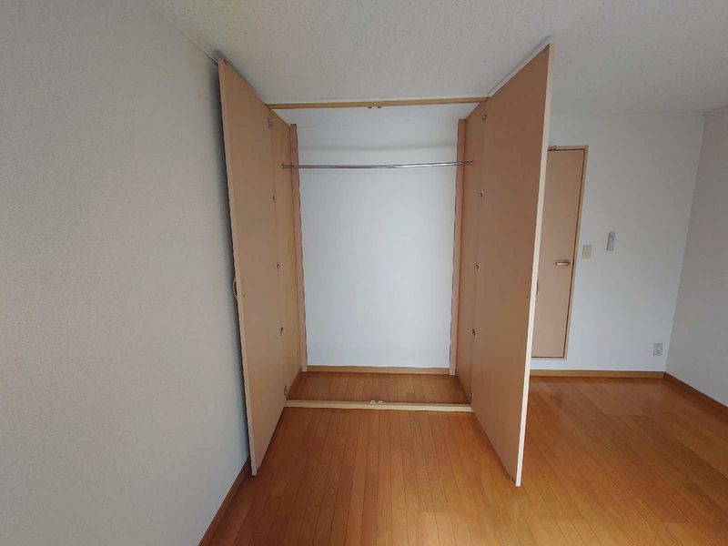 レオパレスビクトル 収納