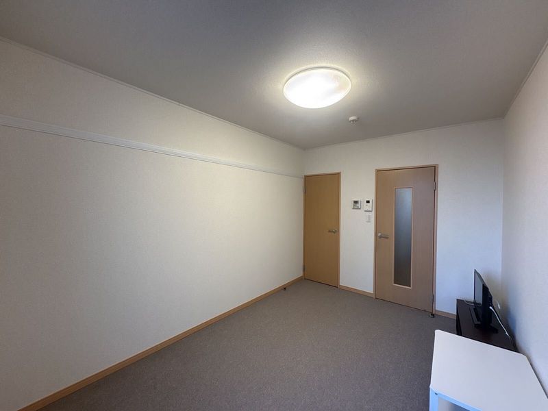 レオパレスエスポワール桜木町 居間