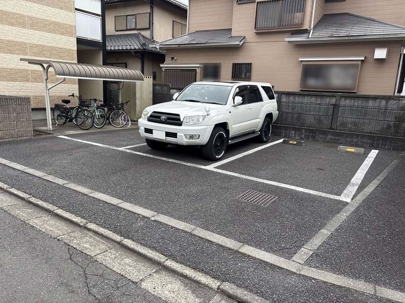 レオパレスＰＩＮＯ 駐車場
