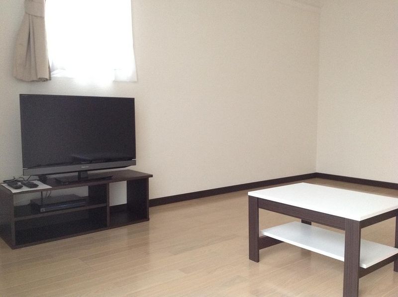 レオネクスト苅田 居間