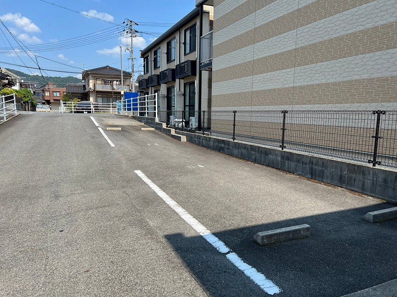 レオネクスト梅の里Ⅱ 駐車場