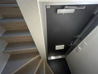 レオパレスエヴァンス 玄関
