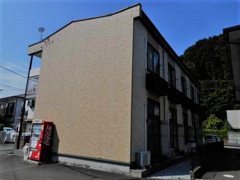 レオパレスリブェール 外観