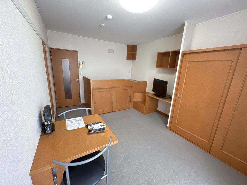 レオパレスＨｏｍｅ１００ 居間