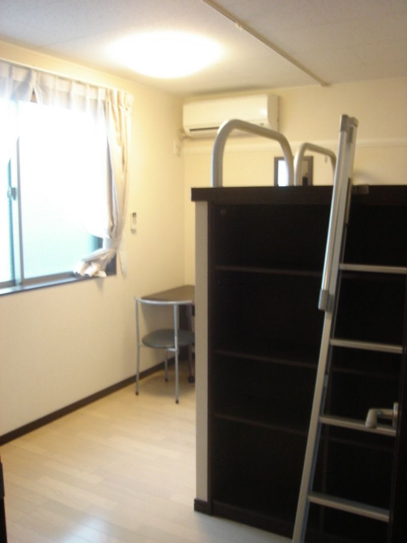 レオネクスト真畔町 居間