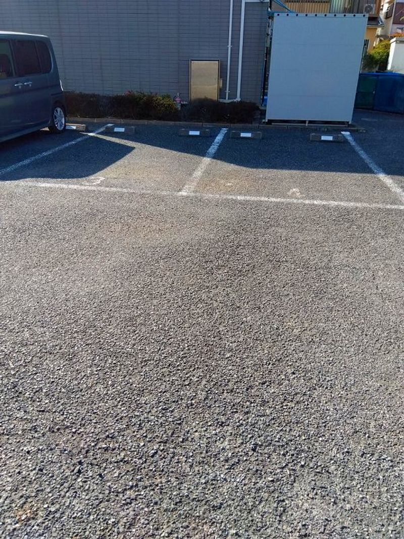 レオパレスノースフィールド 駐車場