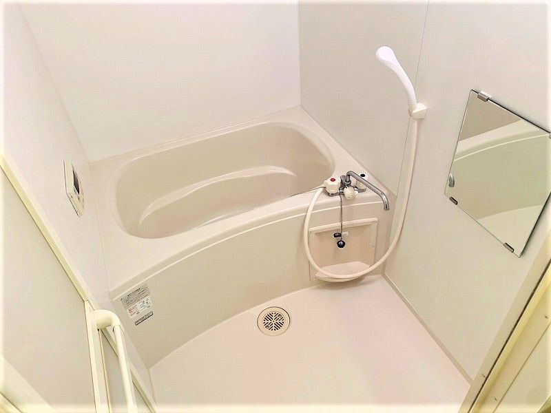 レオパレスボヌールシャトー 風呂