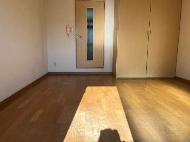 レオパレスえびす 寝室