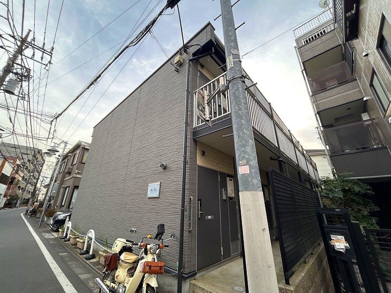 レオパレス和泉 外観