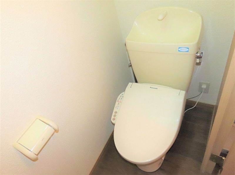 レオパレスクレール トイレ