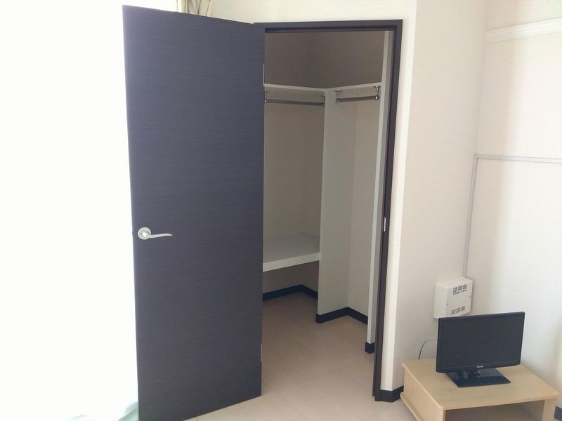 レオネクストパルミオーレ南 収納