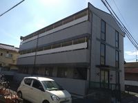 レオパレスルミエール 外観
