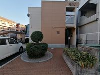 レオパレスＰｒｏｍｉｎｅｎｔ エントランス