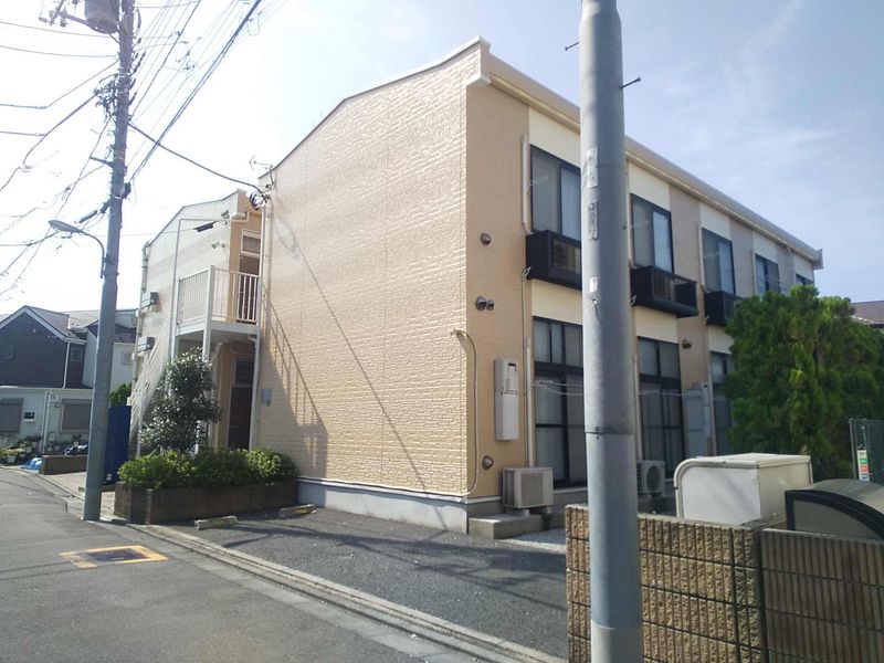 レオパレスツリー 外観