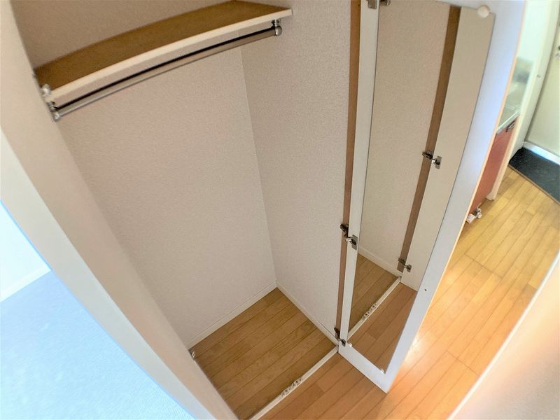 レオパレスドールパーク 収納