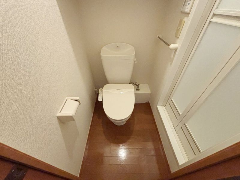 レオパレスオアシス山手 トイレ