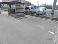レオパレス瑞穂第二 駐車場