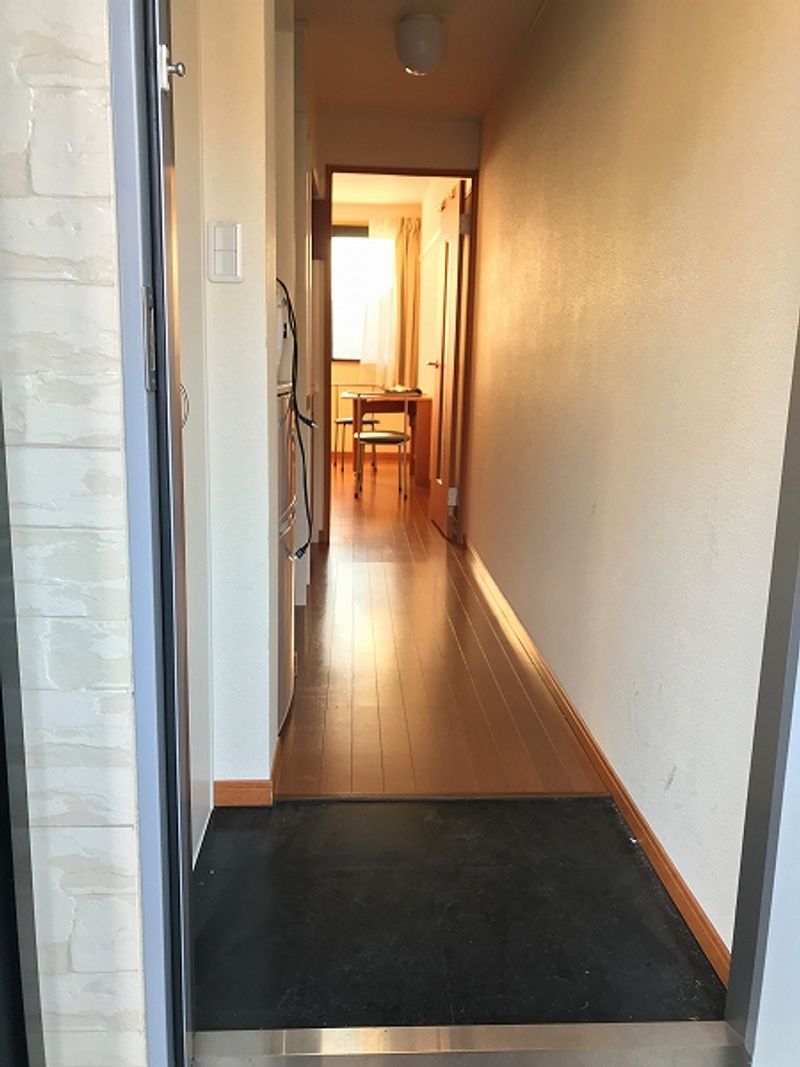 レオパレスシャルマン八田 玄関