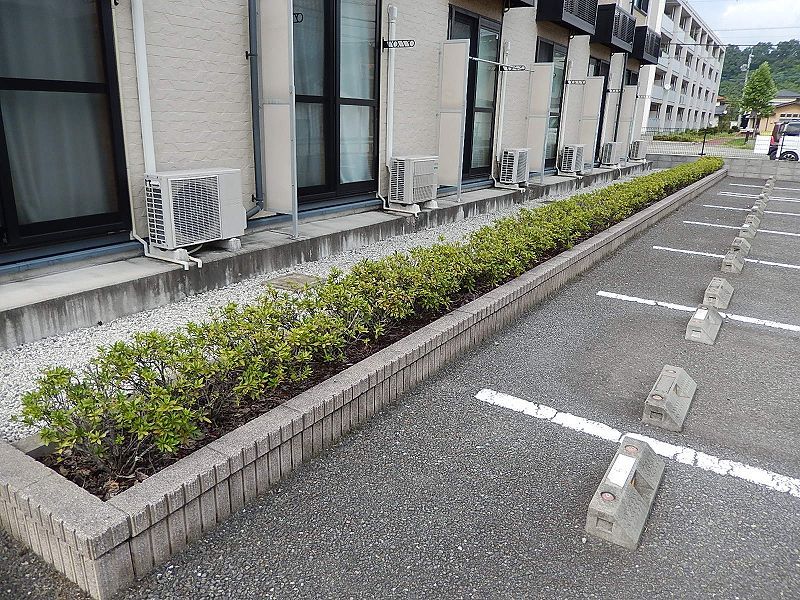 レオパレス秋桜 バルコニー
