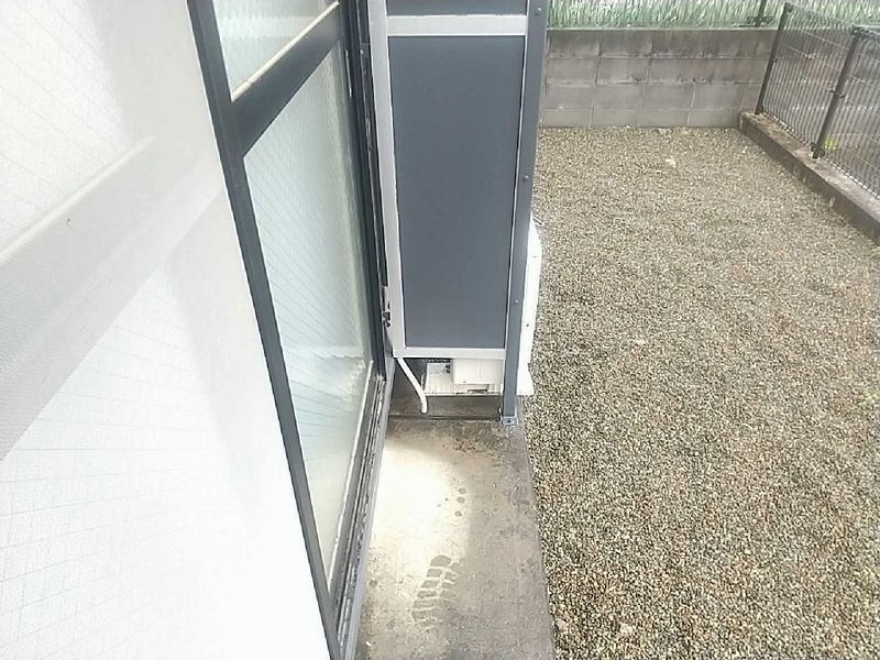 レオパレスヒルズ日野Ⅱ バルコニー