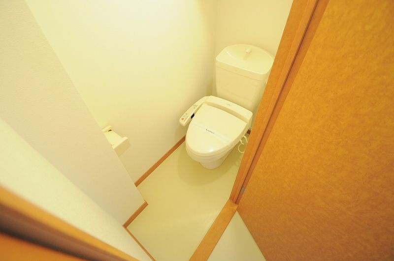 レオパレスなーぐすくＧＵＷＡ トイレ
