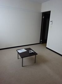 レオネクストブラン　ブルー 居間