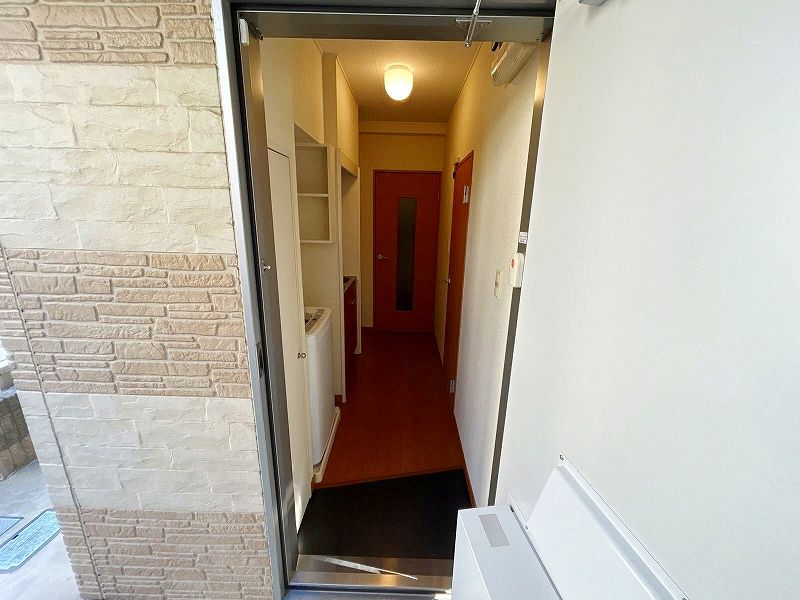 leopalace Chihaya Entrance