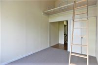レオパレスノムラ 居間