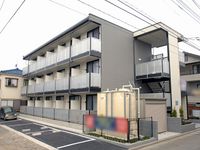 レオパレスエメラルドグリーン 外観