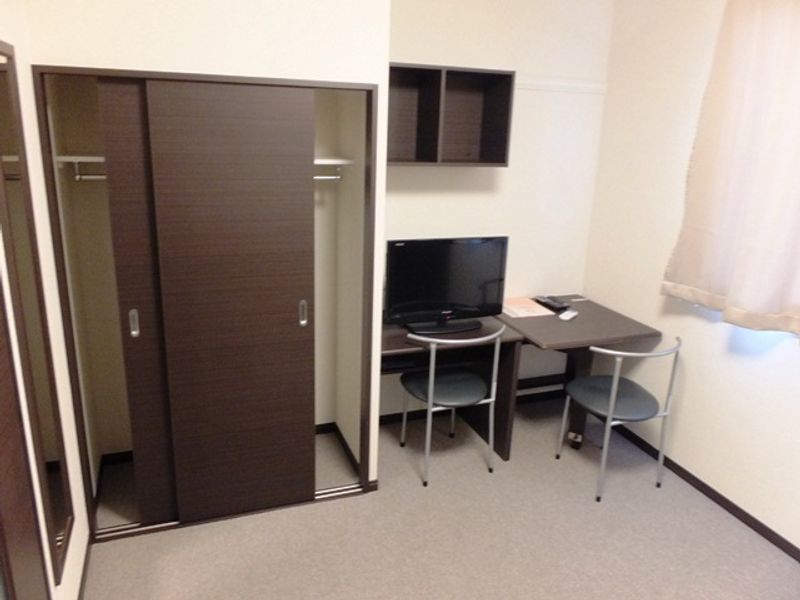 レオパレス吹上の杜 収納