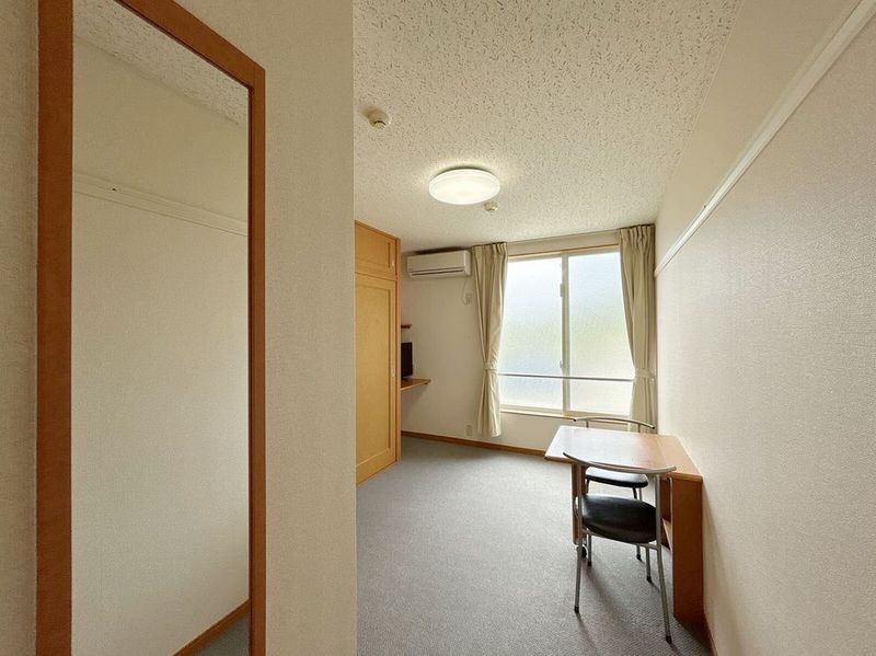レオパレスしもやまざき 居間