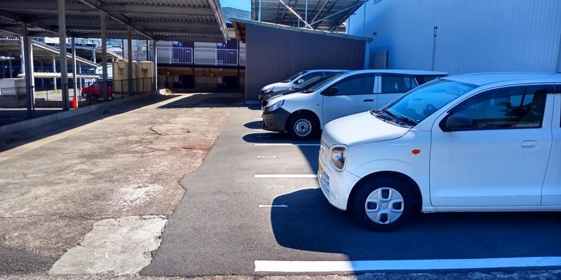 クレイノ井戸浜 駐車場