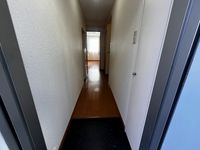 レオパレスウエストグリーンリバー 玄関