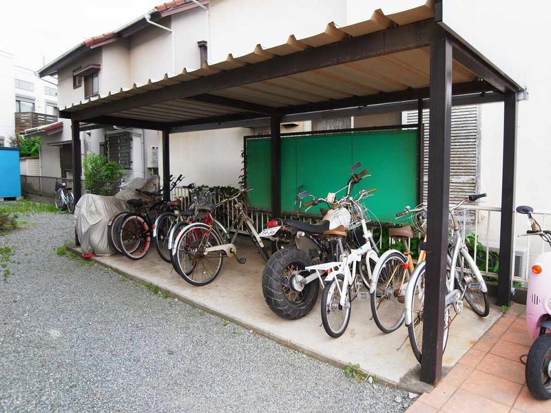 レオパレスメルベーユ 共用部分