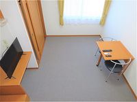 レオパレスエスペランサ２１ 居間