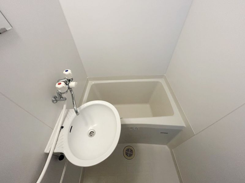 レオパレス響 風呂