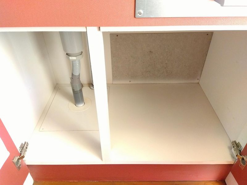 レオパレス川添Ⅱ 収納