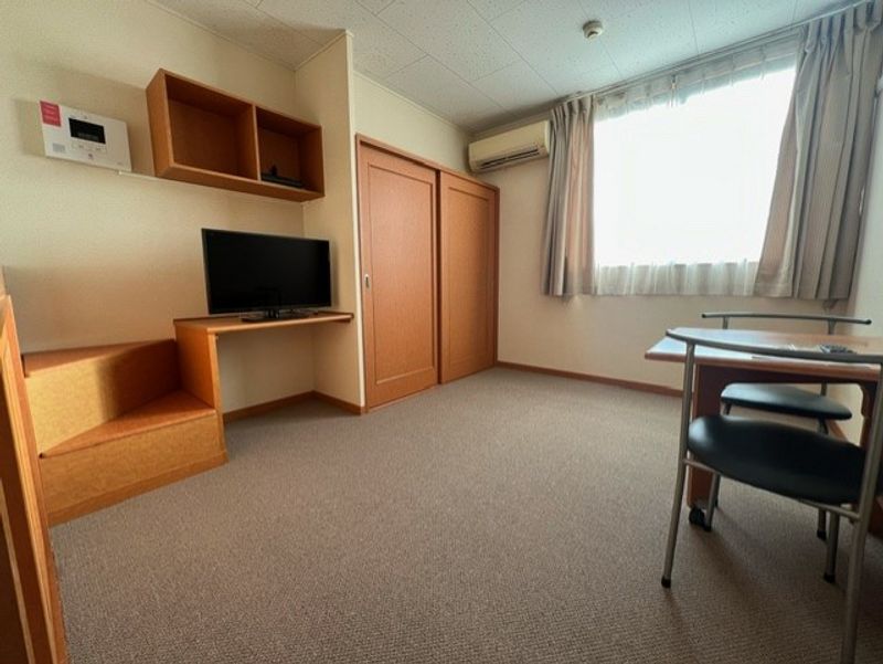 レオパレスハイツ笛吹 居間