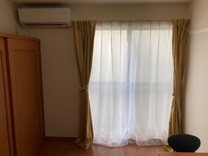 レオパレスサン・トラップ 居間