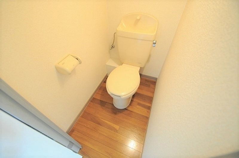 レオパレスそらまめ トイレ