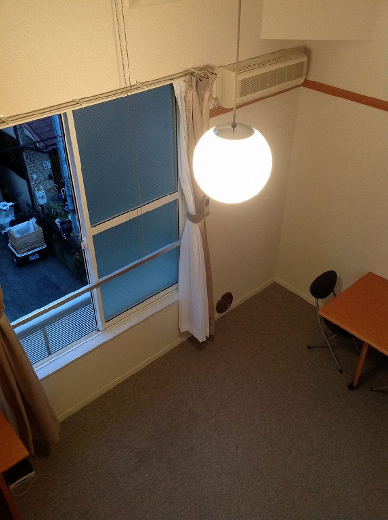 レオパレス千草園 居間