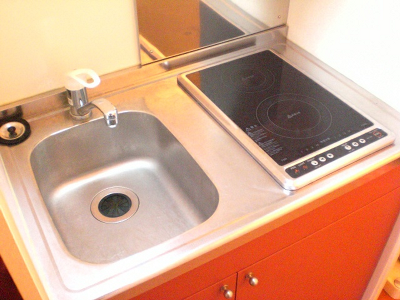 レオパレスメゾンイズミ キッチン