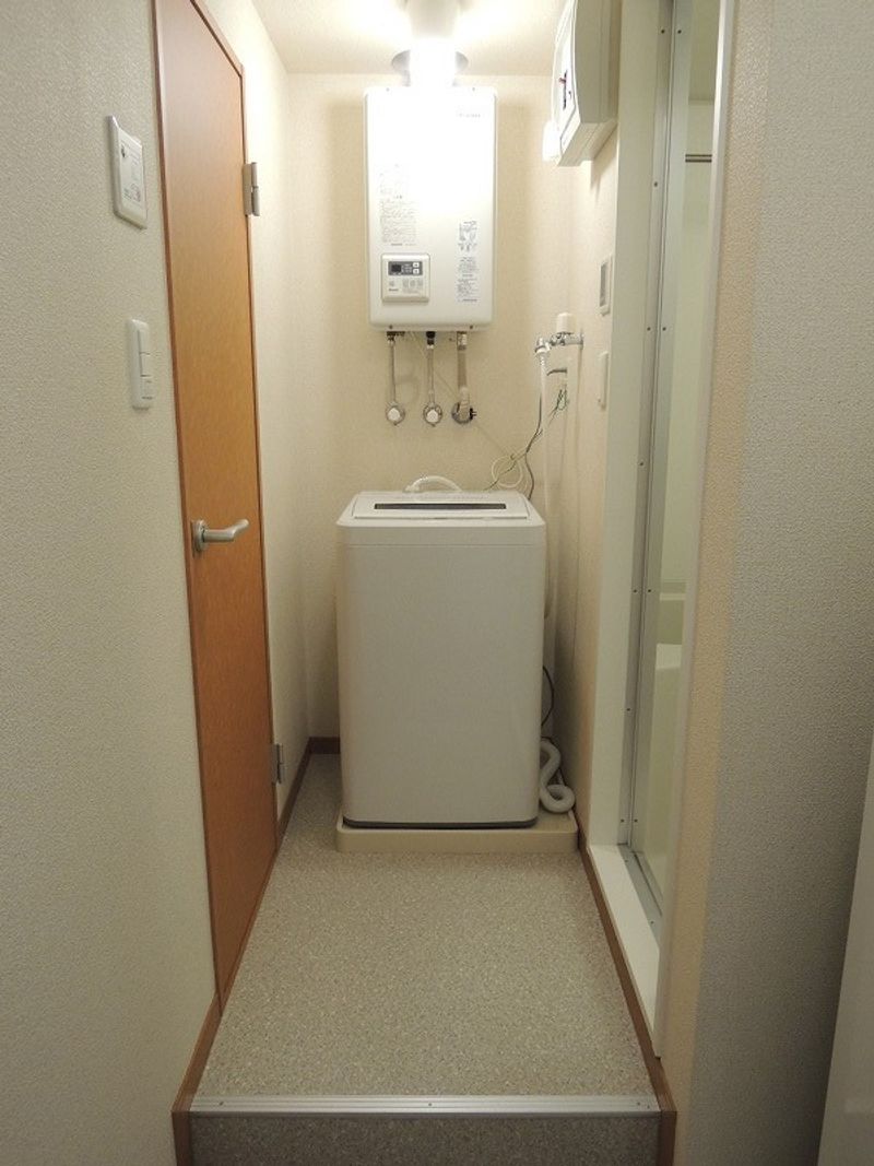 レオパレスメゾン　山　鼻 洗面所
