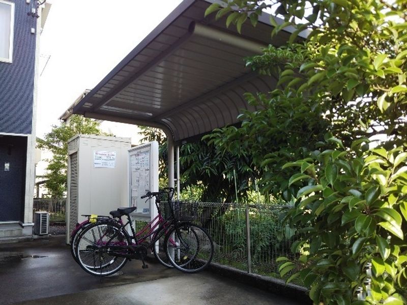 レオネクスト鴨田 共用部分