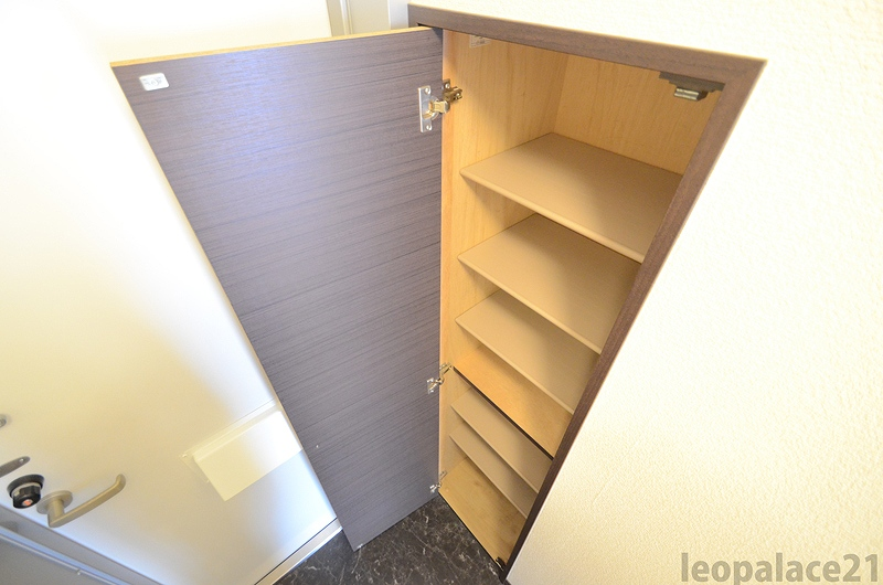 LEONEXT Sejour Shijima Entrance