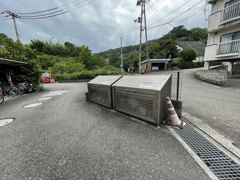 レオパレスマルベリー 共用部分